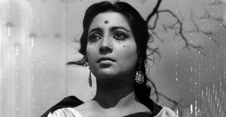 মহানায়িকার জন্মদিনে শ্রদ্ধাঞ্জলি