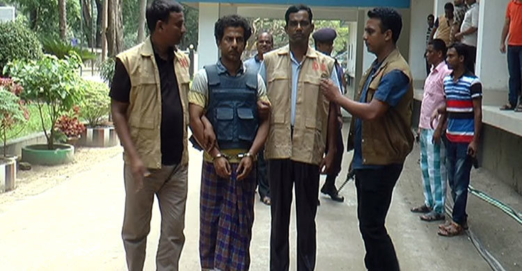 গোপালপুরে অস্ত্রসহ আ.লীগ নেতা গ্রেফতার 