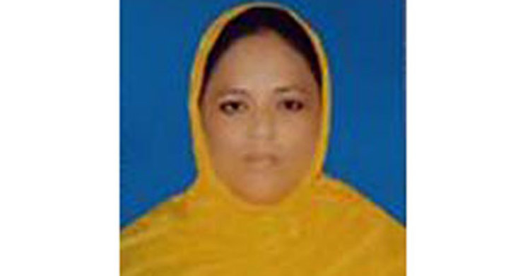 দেবিদ্বারে প্রবাসীর স্ত্রী ও সদর দক্ষিণে যুবক খুন