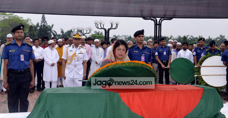 সংসদে মির্জা তোফাজ্জল হোসেনের জানাজা অনুষ্ঠিত