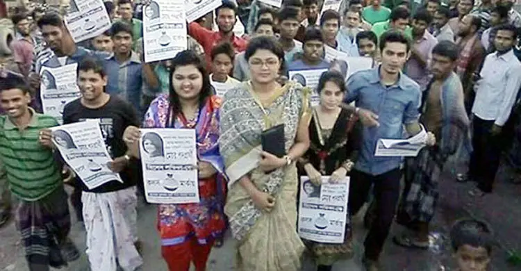 মেয়র পদে নির্বাচনী প্রচারণায় মৌসুমি হামিদ!