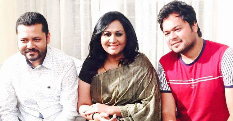 রাজন সাহার সুরে ফাহমিদা নবীর মেঘলা মনের ভিডিও