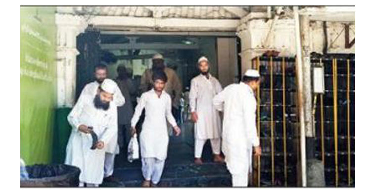 Mumbai cinema turned into mosque