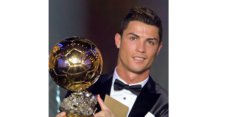 Ronaldo first athlete to pass 200 million followers