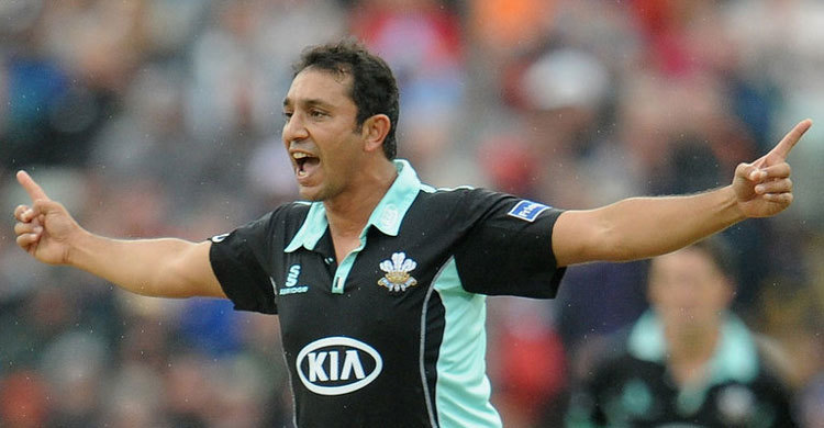 পাকিস্তানের বোলিং কোচ আজহার মাহমুদ