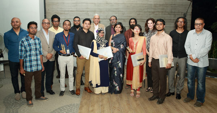 আইডেনটিটি ডিজাইন নিয়ে চলছে  প্রদর্শনী