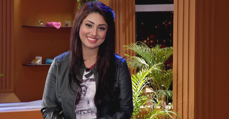 অপু বিশ্বাসের রূপের রহস্য! 