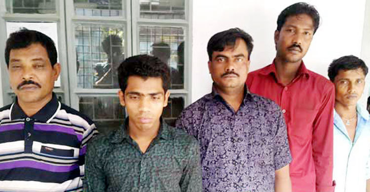 শাশুড়ি ঋণ পরিশোধ না করায় জামাতাকে অপহরণ