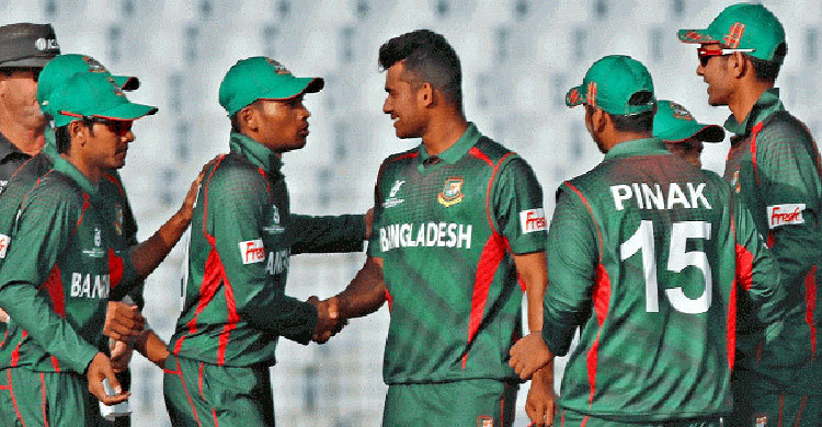 টস হেরে ফিল্ডিংয়ে বাংলাদেশ