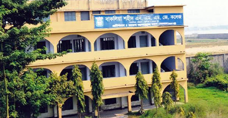 ছাত্রলীগের দুপক্ষে সংঘর্ষে চট্টগ্রামে কলেজ বন্ধ 