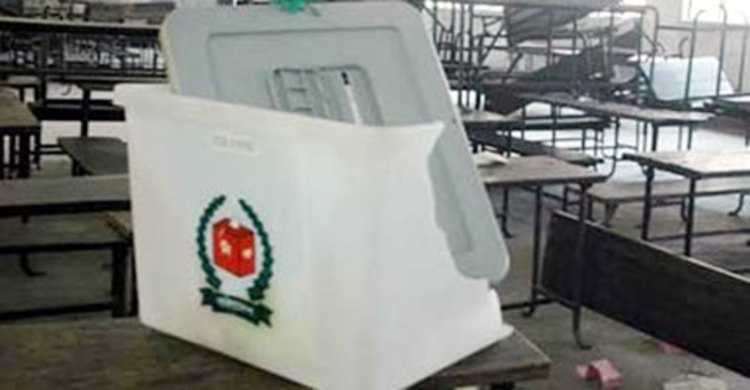 সংঘাতের শঙ্কা নিয়েই মঙ্গলবার ইউপি ভোট