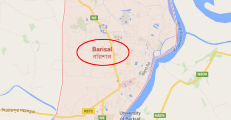 শিল্পমন্ত্রীর সঙ্গে মঞ্চে বসতে না দেওয়ায় মারধর