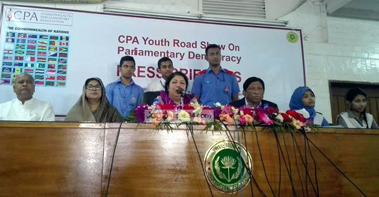 গণতন্ত্র সম্পর্কে যুবসমাজকে জানাতে সিপিএর রোড শো