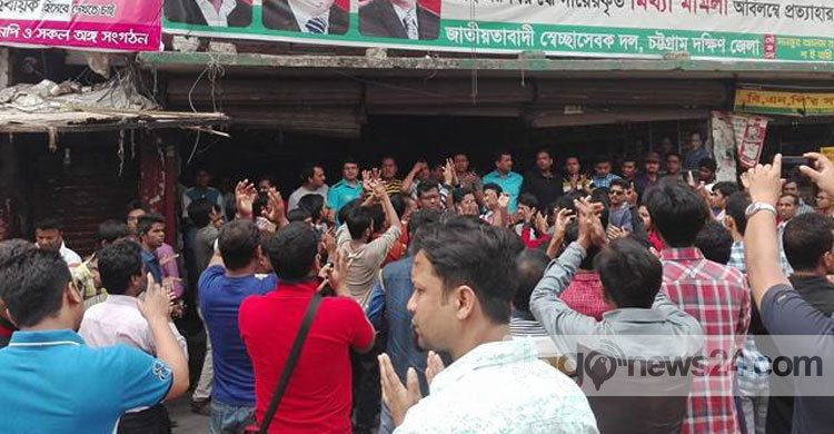 বিদ্রোহীদের আতংকে নয়াপল্টনে উদ্বেগ-উৎকণ্ঠা