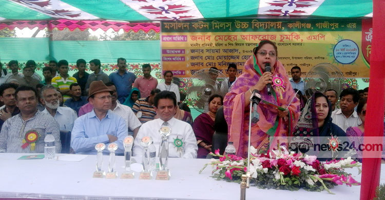 আঠারোর আগে বিয়ে নয়, শিক্ষা ছাড়া উপায় নেই 