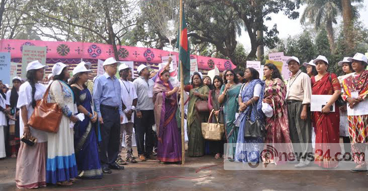 এসিড আক্রমণের বিরুদ্ধে সোচ্চার হওয়ার আহ্বান 