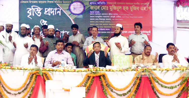 ধর্মকে ব্যবহার করে রাজনীতি করছে একটি মহল 