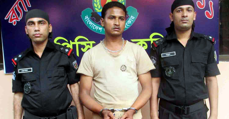 কুমিল্লায় পাইপগানসহ আটক ১