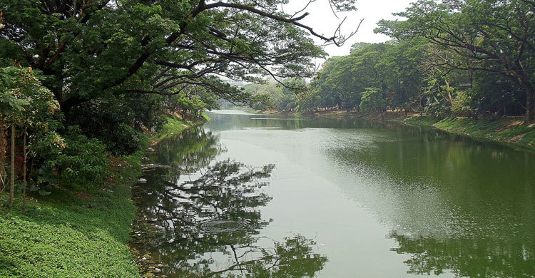 ধানমন্ডি লেকে কিশোরের মরদেহ উদ্ধার