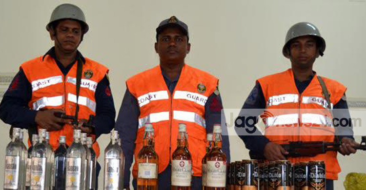 চট্টগ্রামে বিদেশি মদ ও বিয়ার উদ্ধার