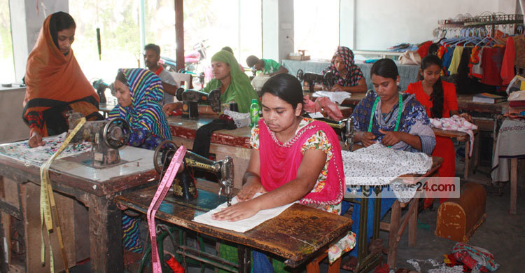 একজন নারীর স্বাবলম্বী হওয়ার গল্প