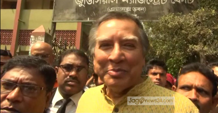 ফরিদপুরে জামিন পেলেন মাহফুজ আনাম