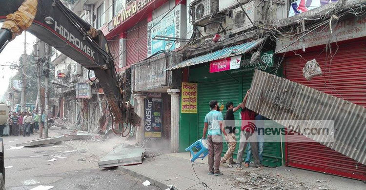 গুলশানে উচ্ছেদ অভিযান চালাচ্ছে রাজউক