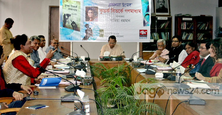 গণতন্ত্রের বিকাশ চাইলে গণমাধ্যমের স্বাধীনতায় বিশ্বাস করতে হবে