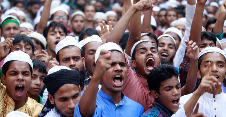 ‘ইসলাম বিতর্ক’ নিয়ে আন্দোলনে নামছে ইসলামী দলগুলো