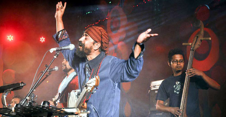 ঢাবির বসন্ত উৎসবে জলের গান 