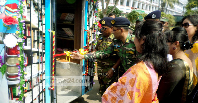 সেনাবাহিনীর ব্যতিক্রমধর্মী ভ্রাম্যমাণ পাঠাগার
