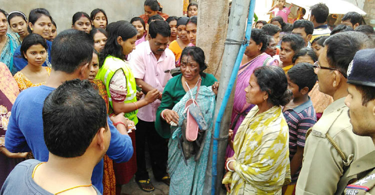 ডাইনি অপবাদে মাথার চুল কেটে নির্যাতন!