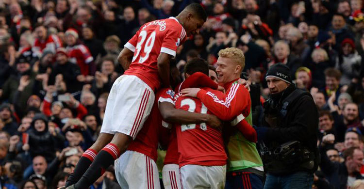 আর্সেনালের স্বপ্নচূর্ণ করে ম্যানইউর জয়