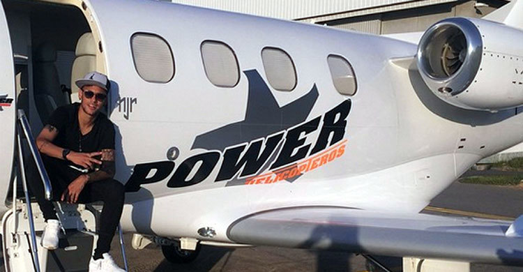 আমোদ-প্রমোদও বন্ধ নেইমারের!