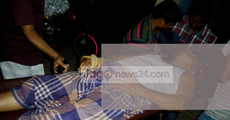 পিরোজপুরে প্রতিদ্বন্দ্বী প্রার্থীর গাড়ি ভাঙচুর : আহত ১২