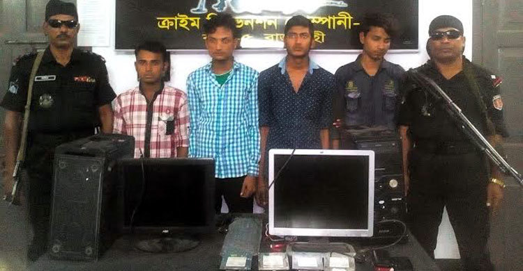 পর্নো ব্যবসার অভিযোগে জয়পুরহাটে গ্রেফতার ৪ 