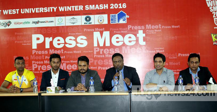 ‘ইস্ট ওয়েস্ট ইউনিভার্সিটি উইন্টার স্ম্যাশ’ স্পন্সর প্রাণ ক্র্যাকো