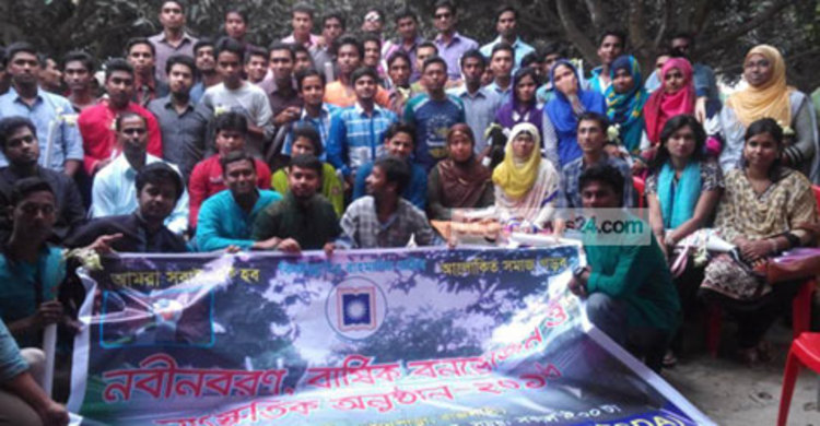 রাবির নবীন শিক্ষার্থীদের বরণ করলো মেহেরপুর ছাত্র উন্নয়ন সংঘ