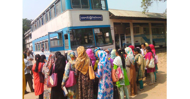 রাবিতে ছাত্রী বাসের সঙ্কট