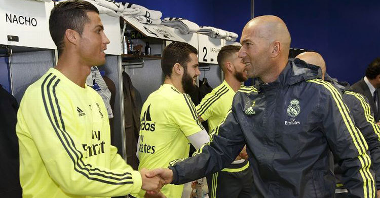 জিদানের চোখে রোনালদোই বিশ্বসেরা