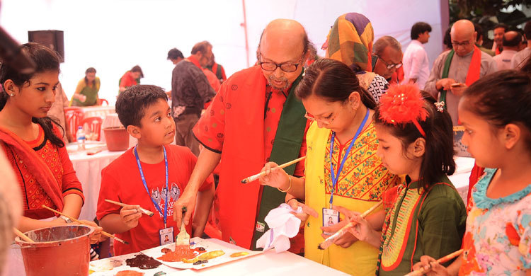 রং তুলিতে মুক্তিযুদ্ধ