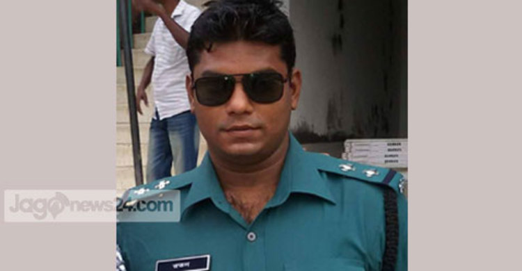 এসআই রতনের বিরুদ্ধে গ্রেফতারি পরোয়ানা