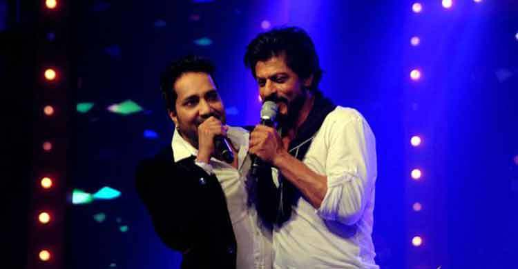 মিকা সিংয়ের সঙ্গে গাইলেন শাহরুখ (ভিডিও) 