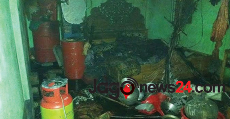 সরাইলে গ্যাস সিলিন্ডার বিস্ফোরণে শিশুসহ দগ্ধ ৭