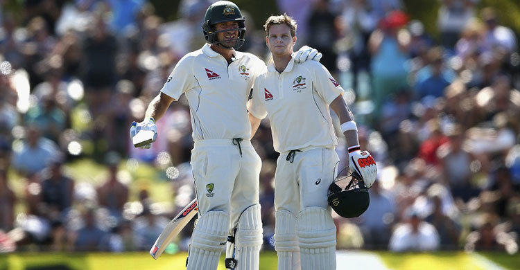 জোড়া সেঞ্চুরিতে জবাব দিচ্ছে অস্ট্রেলিয়াও