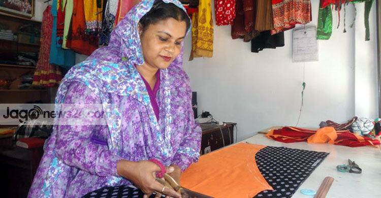 হতাশাগ্রস্থ নারীদের পথপ্রদর্শক তাহমিনা