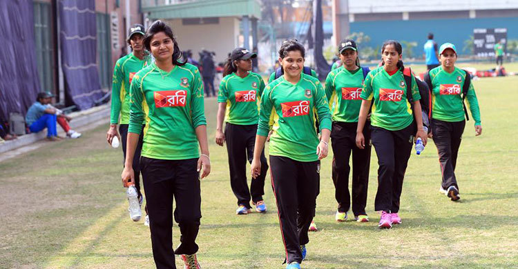 চমক ছাড়াই বিশ্বকাপে নারী টি-টোয়েন্টি দল ঘোষণা