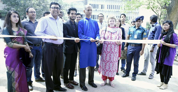 ব্রিটিশ কাউন্সিলের আয়োজনে জাতীয় ইয়ুথ সামিট অনুষ্ঠিত