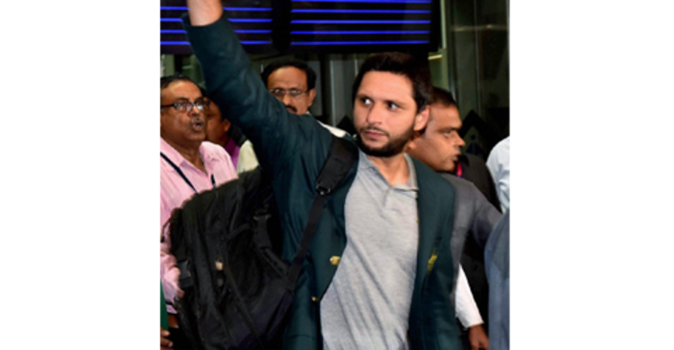 আফ্রিদির কাছে পাকিস্তানের চেয়েও ভারত বেশি প্রিয়! 