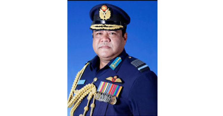 ঢাকায় ফিরলেন বিমান বাহিনী প্রধান
